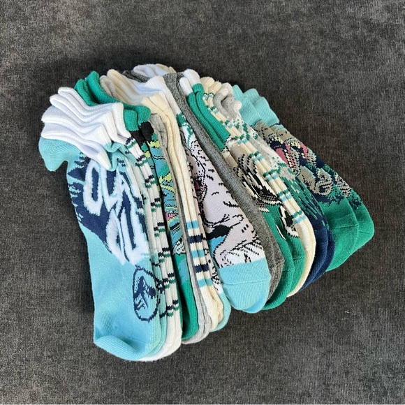 NWOT Boys Jurassic Park 12-Pack No-Show Socks Size Large - Picture 1 of 7